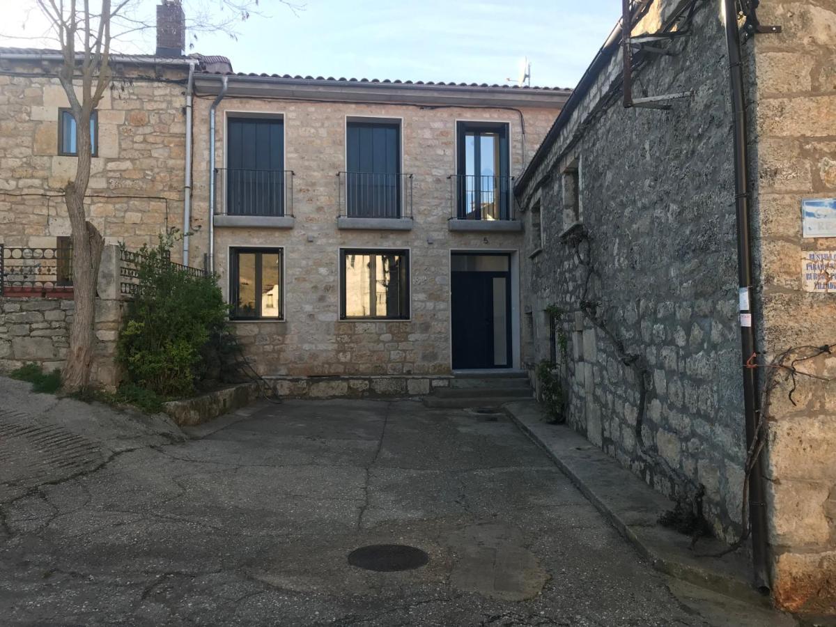 El Pecu Casa Rural Starfamiliar Bustillo Del Paramo Luaran gambar