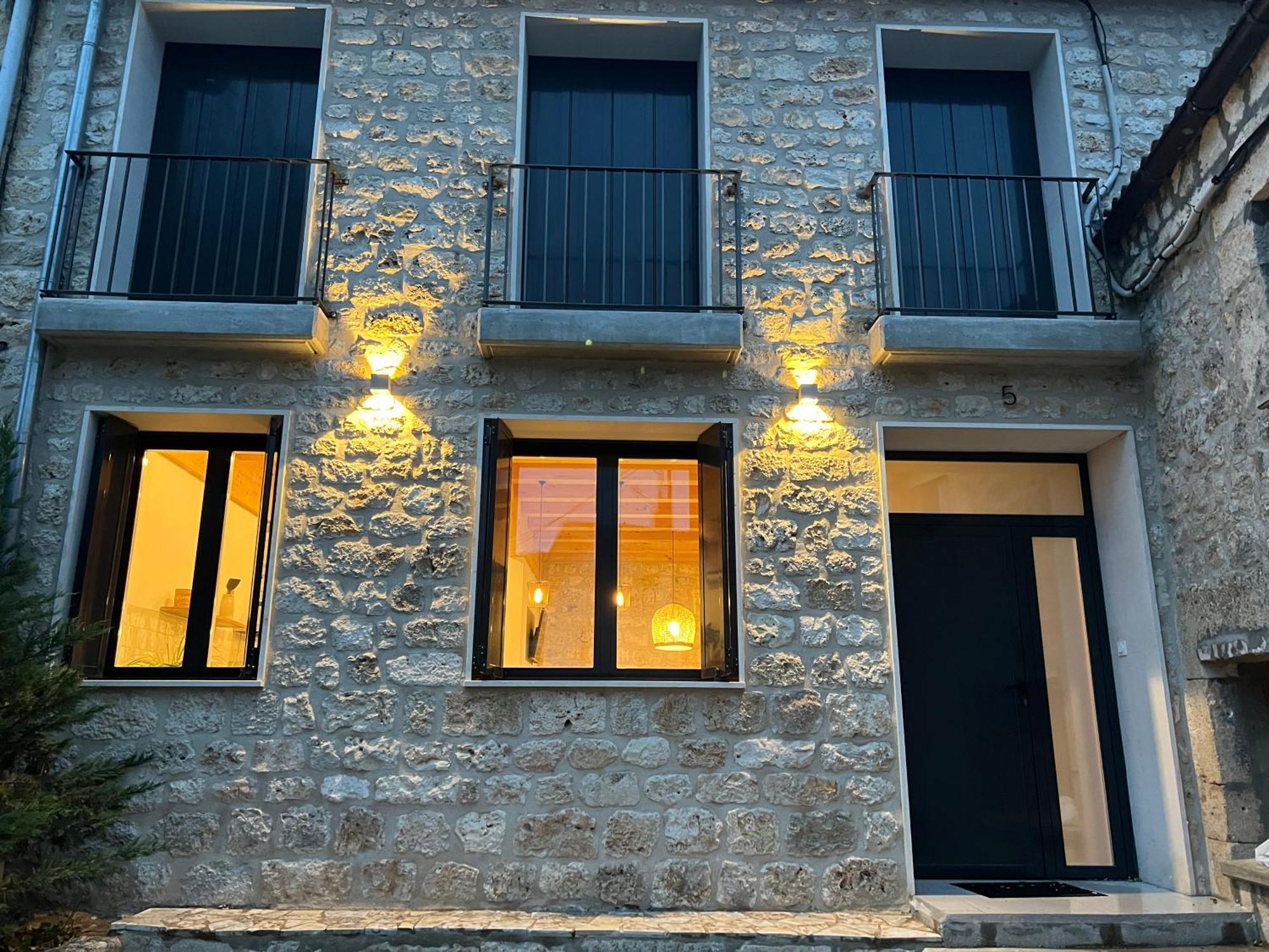 El Pecu Casa Rural Starfamiliar Bustillo Del Paramo Luaran gambar