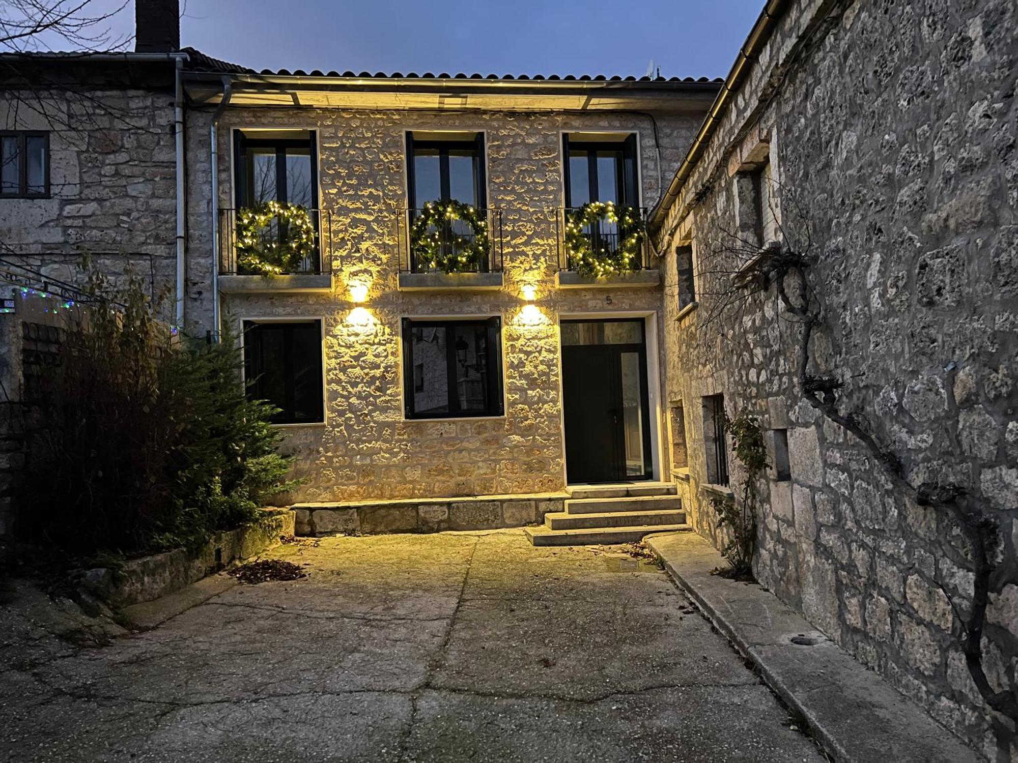 El Pecu Casa Rural Starfamiliar Bustillo Del Paramo Luaran gambar